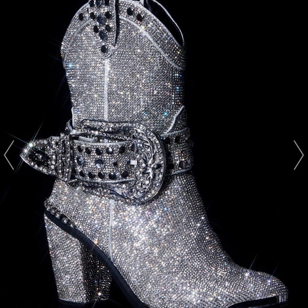 NWT rhinestone cowboy boot
